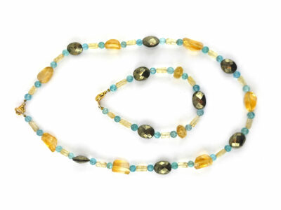 Parure fantaisie avec citrine, apatite et pyrite