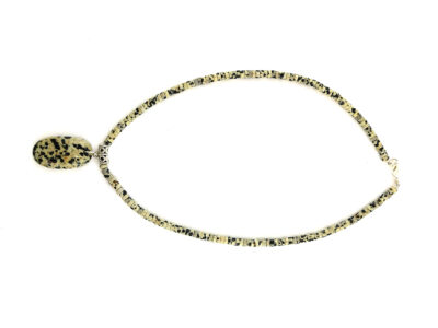 Collier en jaspe dalmatien