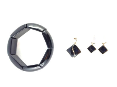 Parure moderne en onyx