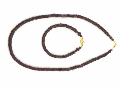Parure en grenat, plaquée or