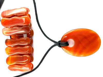 Pendentif et bracelet en cornaline – Image 2
