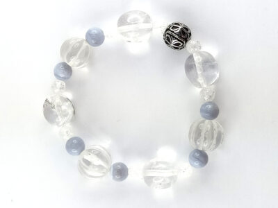 Bracelet en cristal de roche et calcédoine
